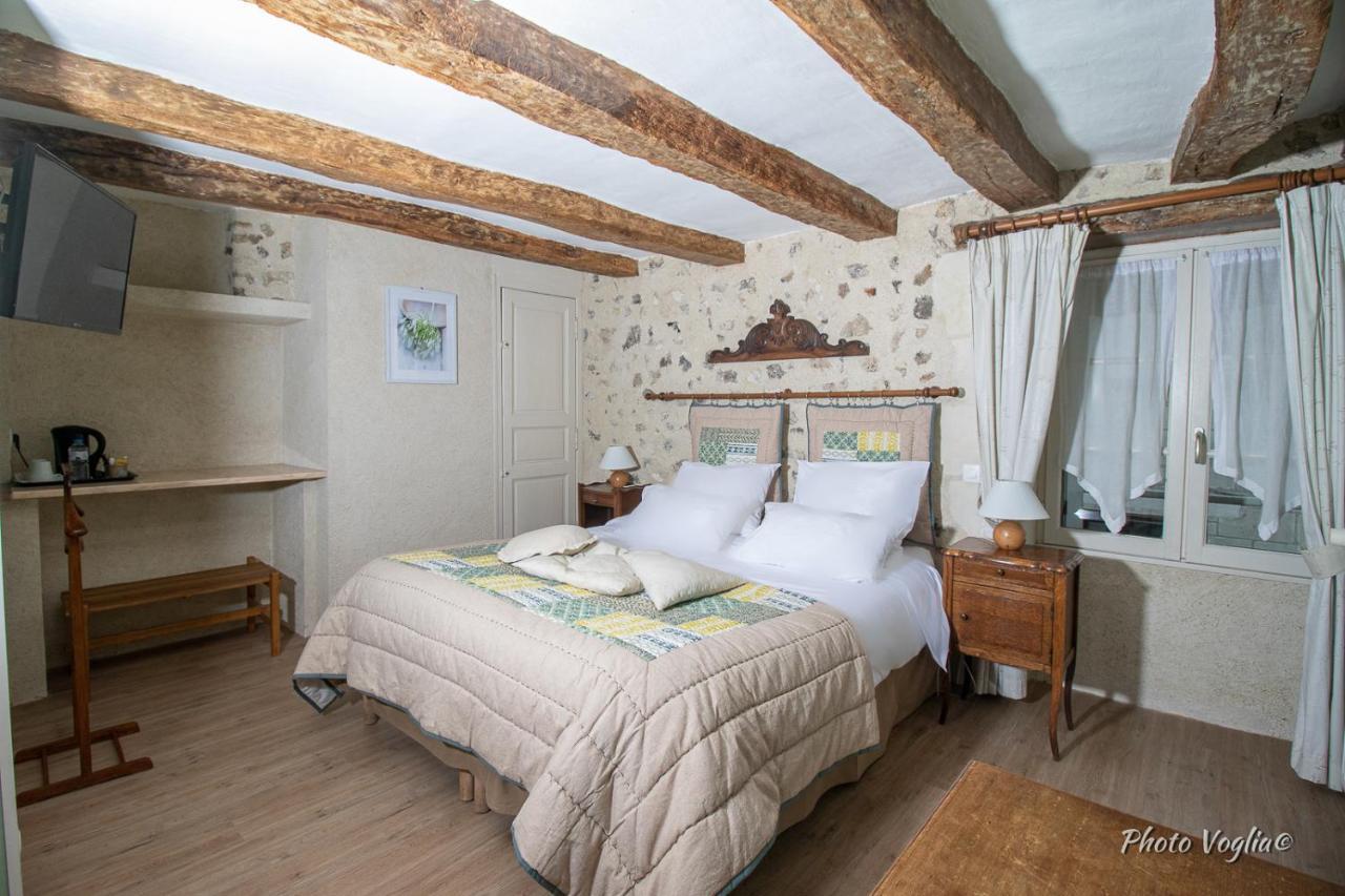 Logis Auberge Le Colombien - Hotel Et Restaurant Villandry Eksteriør bilde