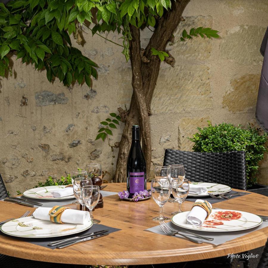 Logis Auberge Le Colombien - Hotel Et Restaurant Villandry Eksteriør bilde