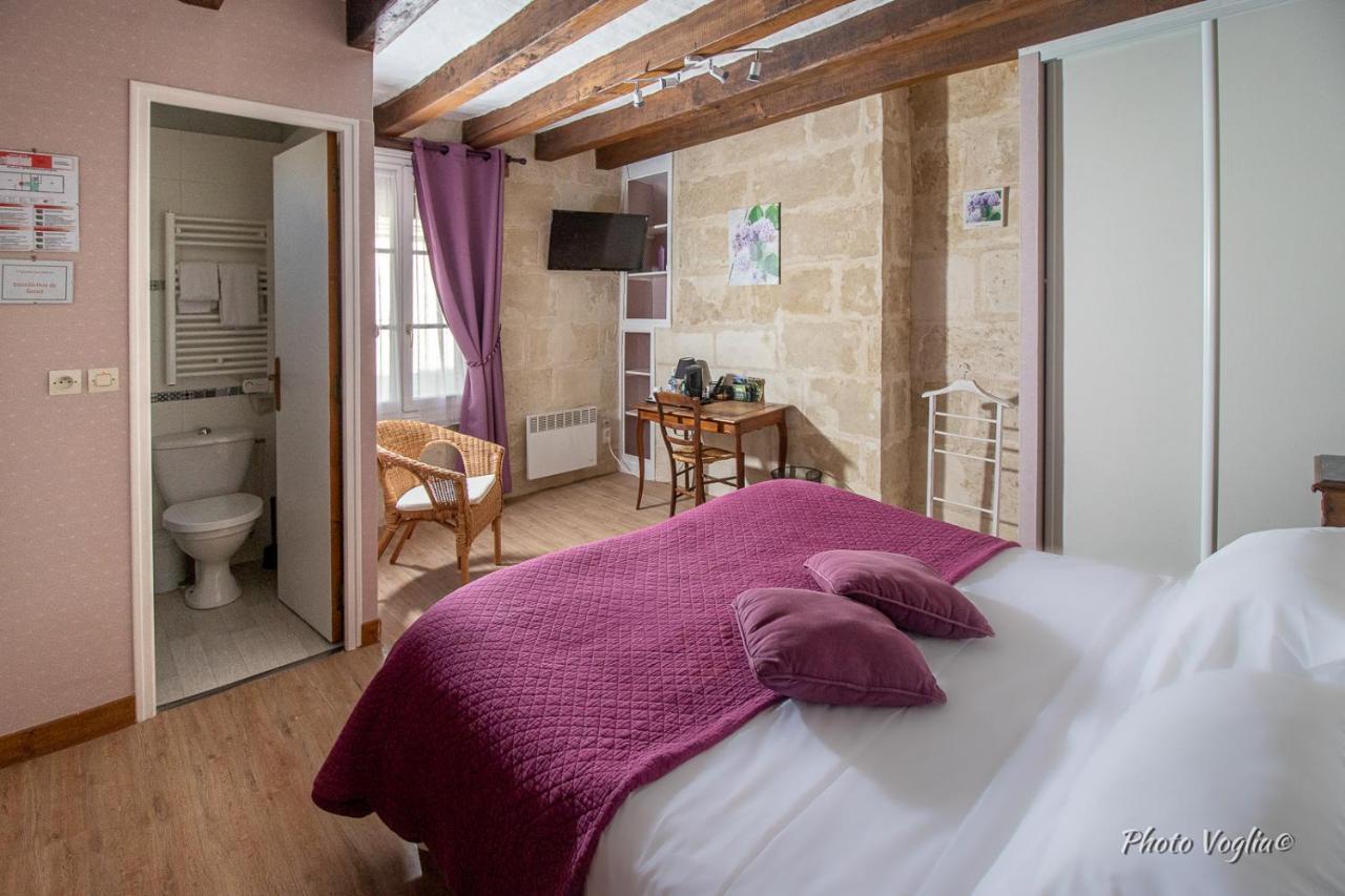 Logis Auberge Le Colombien - Hotel Et Restaurant Villandry Eksteriør bilde