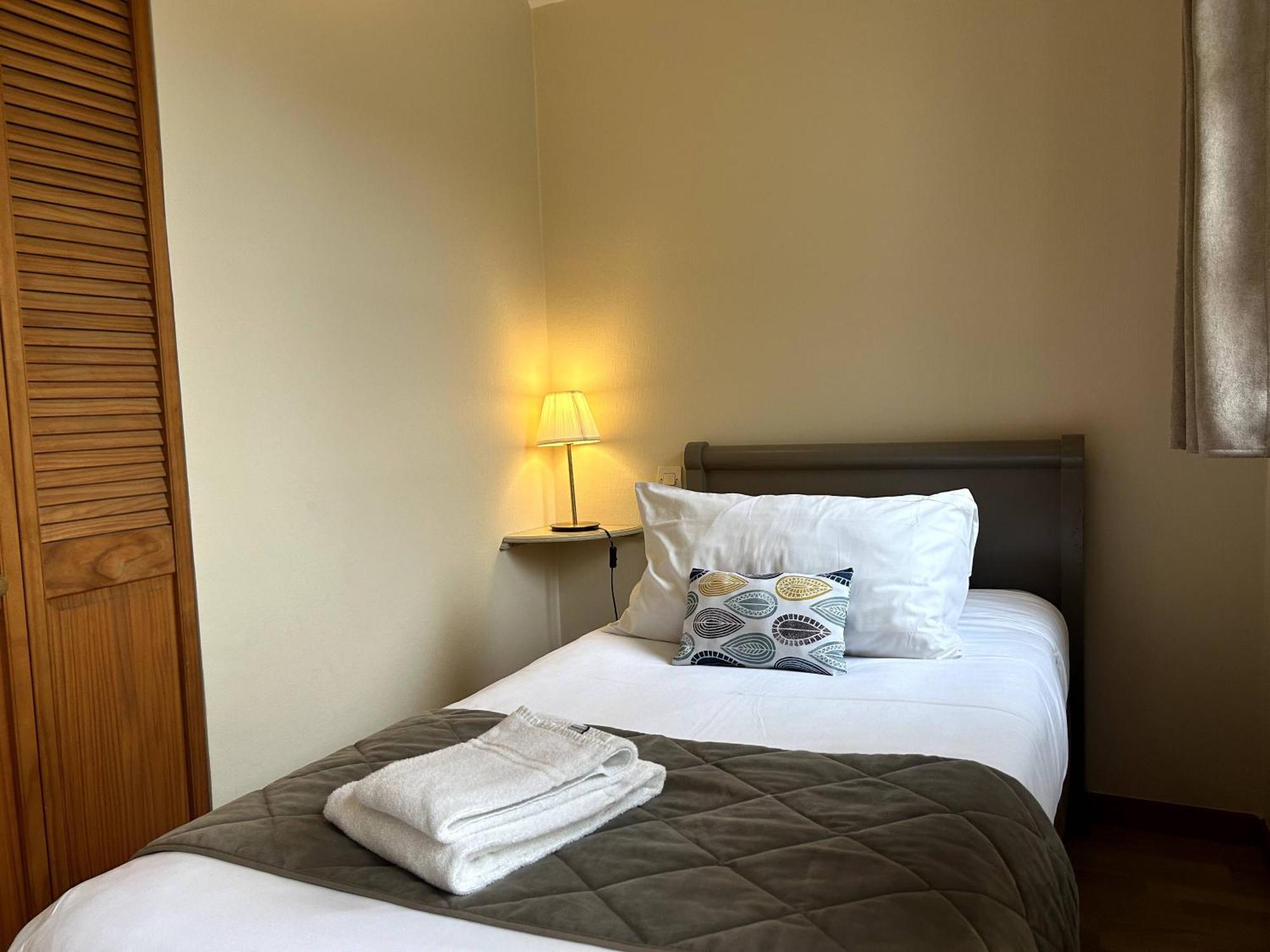 Logis Auberge Le Colombien - Hotel Et Restaurant Villandry Eksteriør bilde