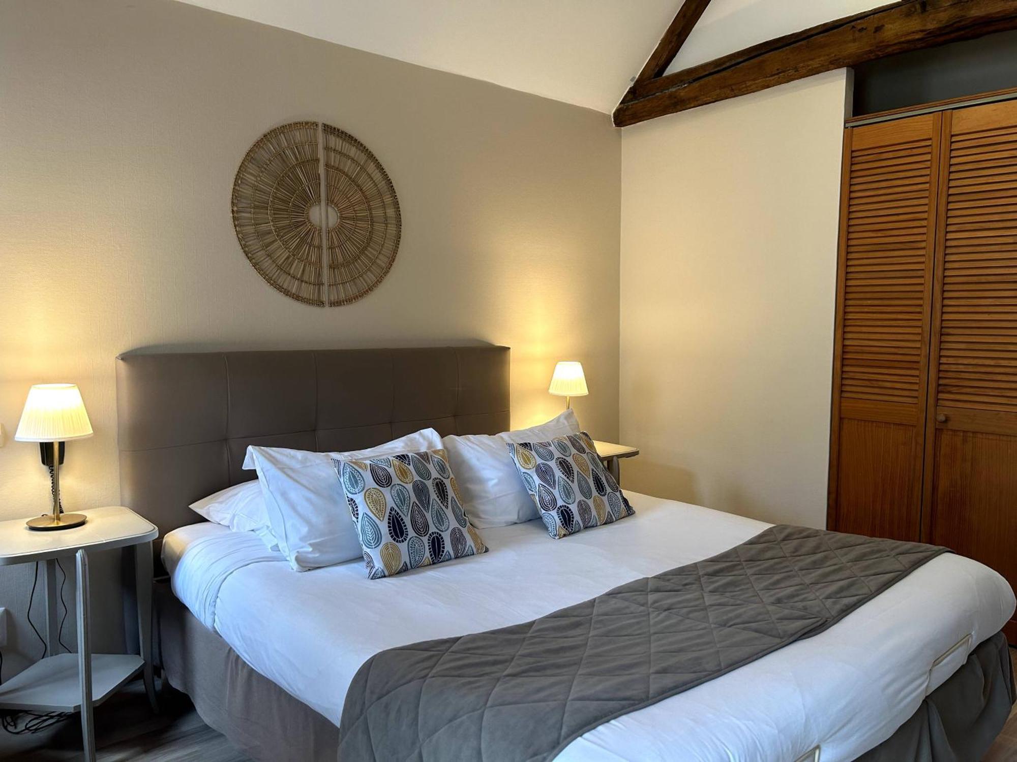 Logis Auberge Le Colombien - Hotel Et Restaurant Villandry Eksteriør bilde