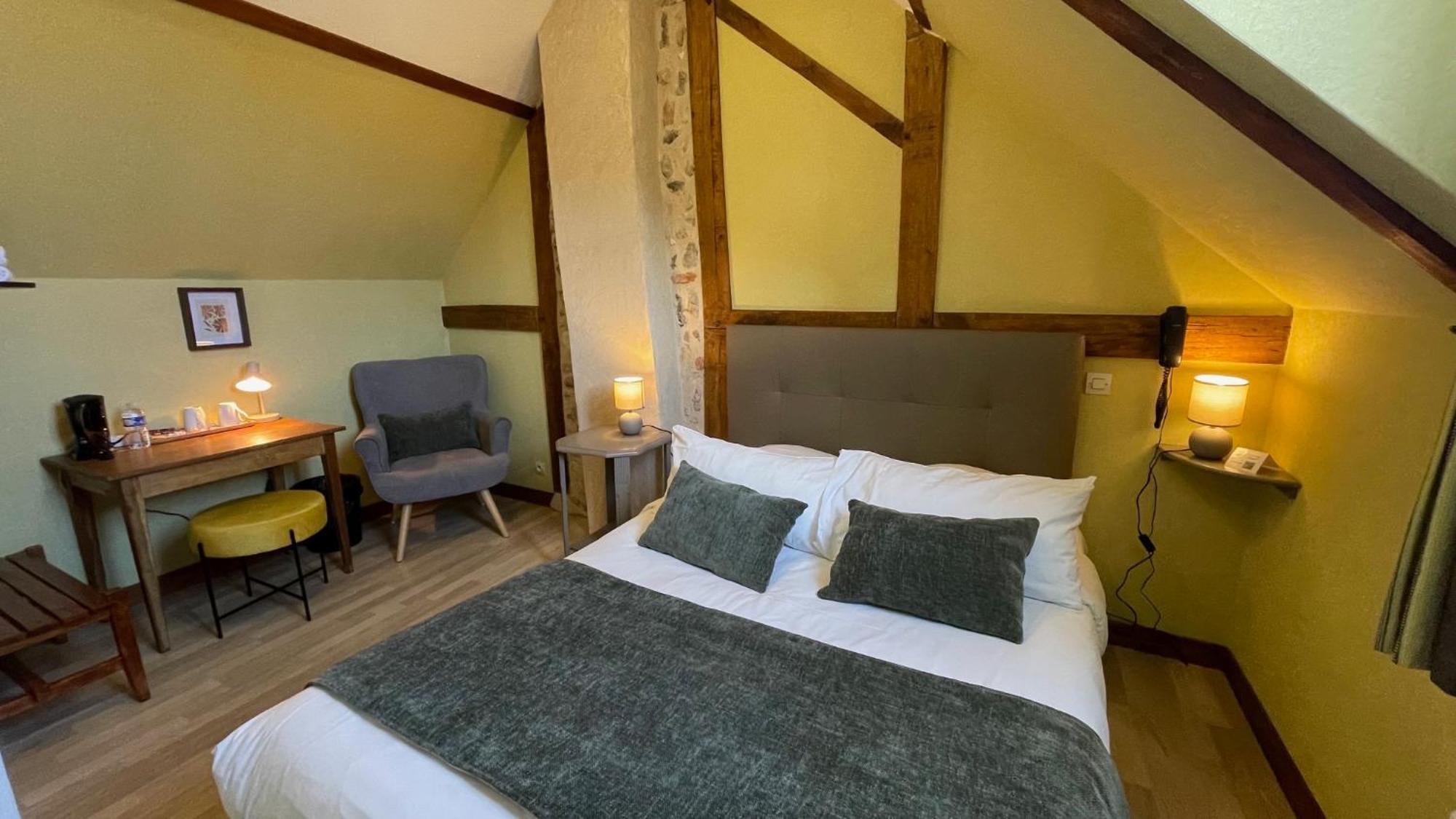 Logis Auberge Le Colombien - Hotel Et Restaurant Villandry Eksteriør bilde